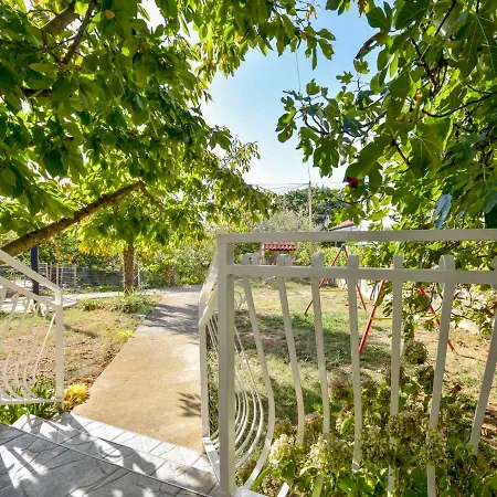 Apartment Milena Srima